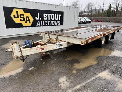 1989 TrailMaster T/A Tilt Deck Equipment Trailer