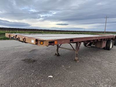1979 Wesco S/A Flatbed Trailer