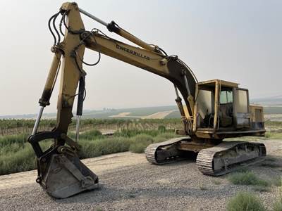 Caterpillar 225 Hydraulic Excavator