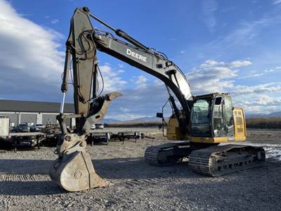 John Deere 245G LC Hydraulic Excavator