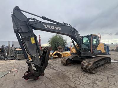 2017 Volvo EC220EL Hydraulic Excavator