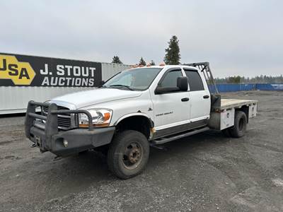 2006 Dodge Ram 3500 Crew Cab 4WD Flatbed Truck