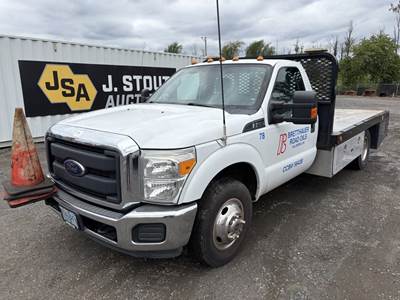 2014 Ford F350 SD Flatbed Truck
