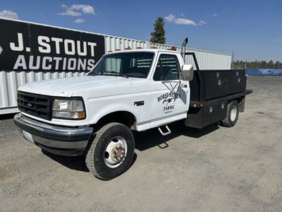 1993 Ford F350 4X4 Flatbed Truck