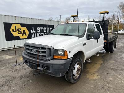 2001 Ford F550 Flatbed Truck