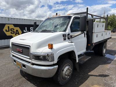 2006 GMC C4500 Flatbed Truck