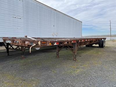 1985 Utility T/A Flatbed Trailer