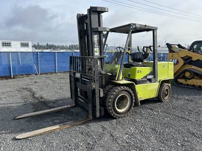 Clark GPX55 Forklift