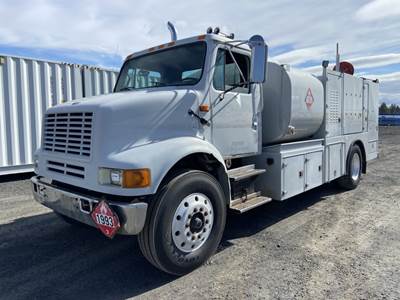 1992 International 8100 S/A Fuel & Lube Tank