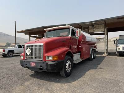 1996 International 9400 T/A Fuel Truck