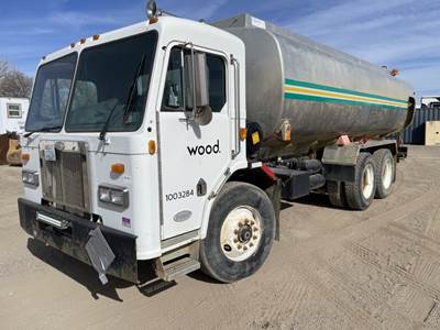 1997 Peterbilt 320 T/A Fuel Truck