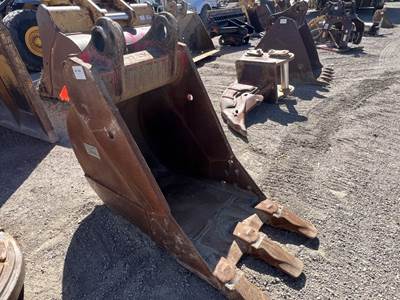 Jones 30" Dig Bucket