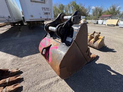 Caterpillar 48" Dig Bucket