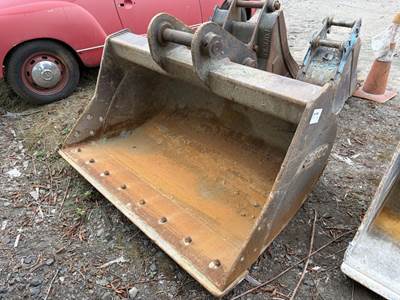 Esco 60" Muck Bucket