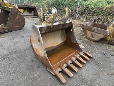 Jones 46" Dig Bucket