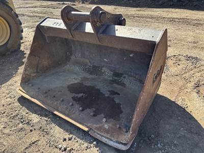 BMP 68" Muck Bucket