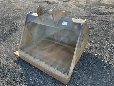 CWS 58" Muck Bucket