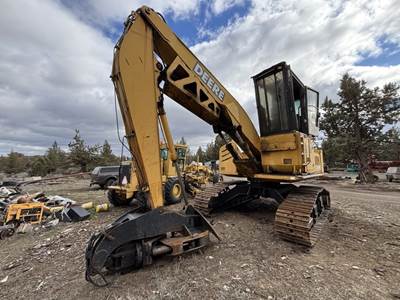 2002 John Deere 2054 Log Loader