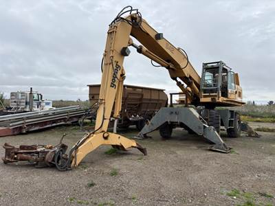 Liebherr A942 Wheel Log Loader