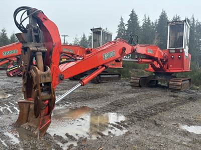 Madill 3800C Log Loader
