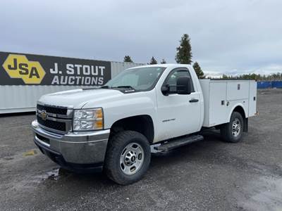 2011 Chevrolet Silverado 2500 HD 4x4 Utility Truck