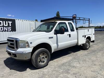 2007 Ford F250 XLT SD Extra Cab 4x4 Utility Truck
