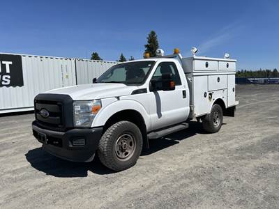 2016 Ford F350 4X4 Utility Truck