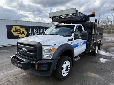 2016 Ford F550 4X4 Utility Truck