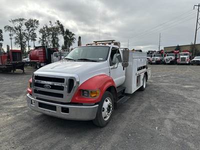 2005 Ford F650 Service Truck