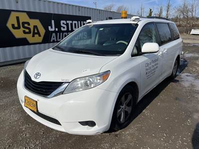 2014 Toyota Sienna Minivan