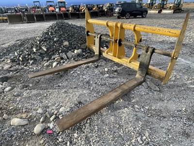 John Deere 72" Fork Attachment