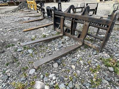 Caterpillar 60" Fork Attachment