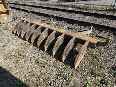 9'6" Brush Rake