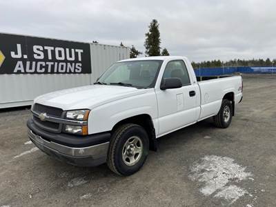 2004 Chevrolet Silverado 4X4 Pickup