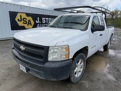 2011 Chevrolet Silverado 4X4 Extra Cab Pickup