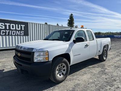 2013 Chevrolet Silverado 1500 Extra Cab 4X4 Pickup