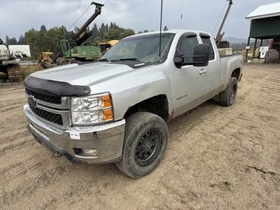 2011 Chevrolet Silverado 2500 HD 4X4 Pickup