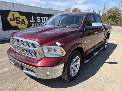 2017 Ram 1500 Laramie Crew Cab 4X4 Pickup