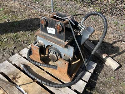 Stanley HSX3 Plate Compactor