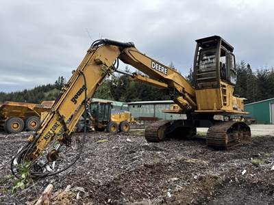 2000 John Deere 200LC Processor