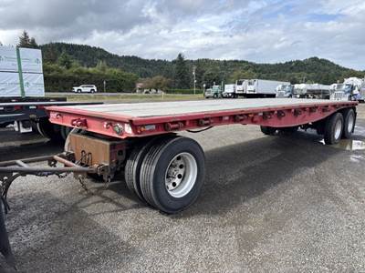 Alloy Tri-Axle Flatbed Pup Trailer