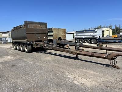 1996 Pioneer Quad-Axle Pup Trailer