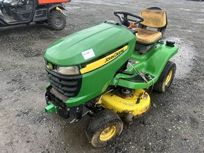 2011 John Deere X300 Ride On Lawn Mower