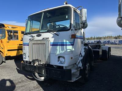2003 Autocar WX T/A Roll Off Truck