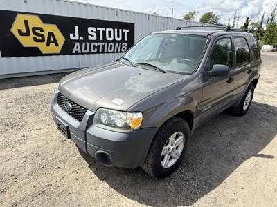 2005 Ford Escape Hybrid SUV
