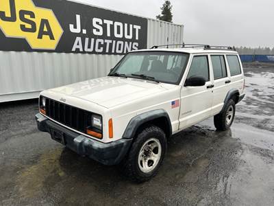 2000 Jeep Cherokee 4x4 SUV