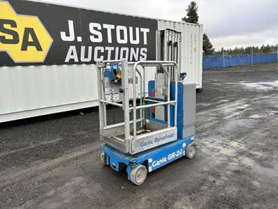 2016 Genie GR-20 Vertical Mast Lift