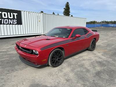 2012 Dodge Challenger R/T Sedan