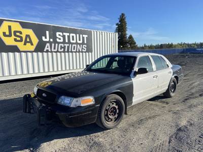 2011 Ford Crown Victoria Sedan