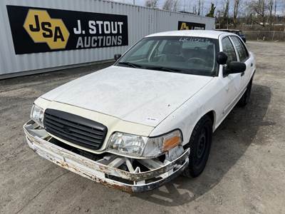 2006 Ford Crown Victoria Sedan